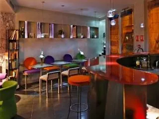 Otel Apostrophe